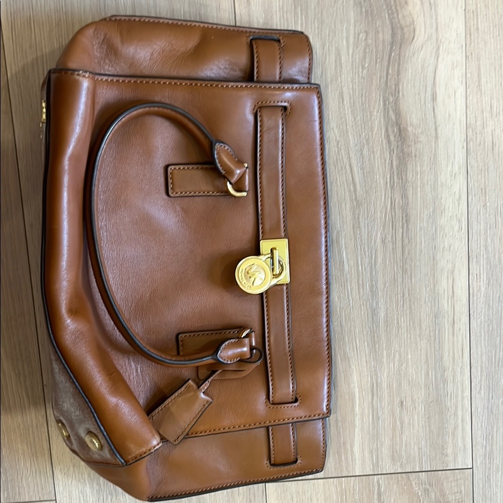 Michael Kors women’s purse